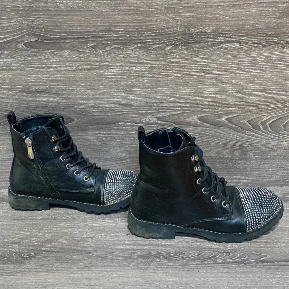 Tahari Studded Combat Boots Girls Size 2 Black Faux Leather Zip Up Side Zipper